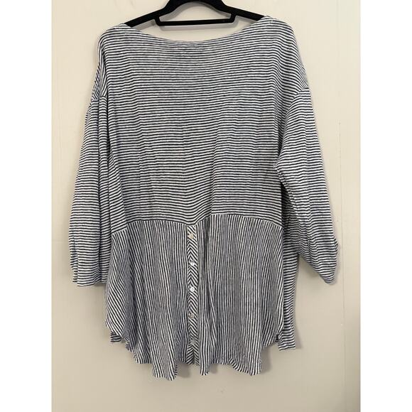 Adrienne Vittadini Size 2X Linen Back Button Three Quarter Navy Stripe Shirt - Picture 2 of 4